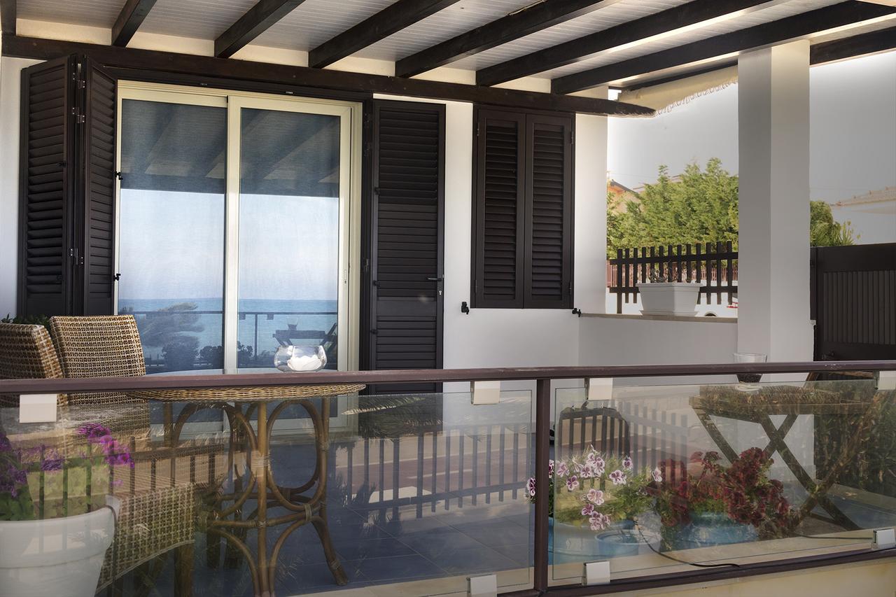 Terrazza A Mare Corallo Marina di Ragusa Bagian luar foto
